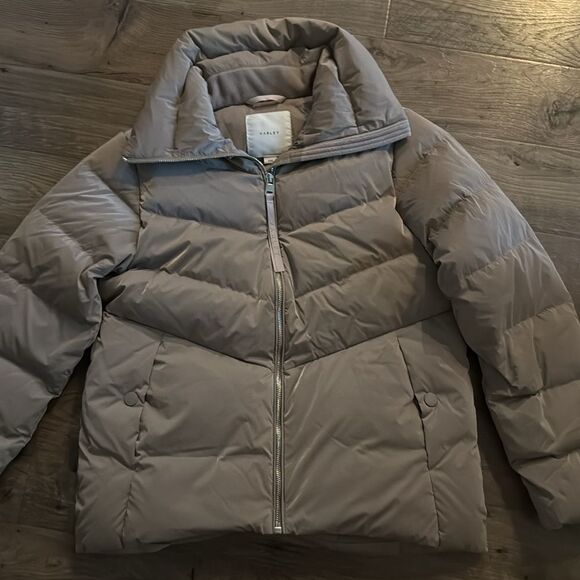 VARLEY Alena 700 Fill Power Down Puffer Jacket - Picture 7 of 10